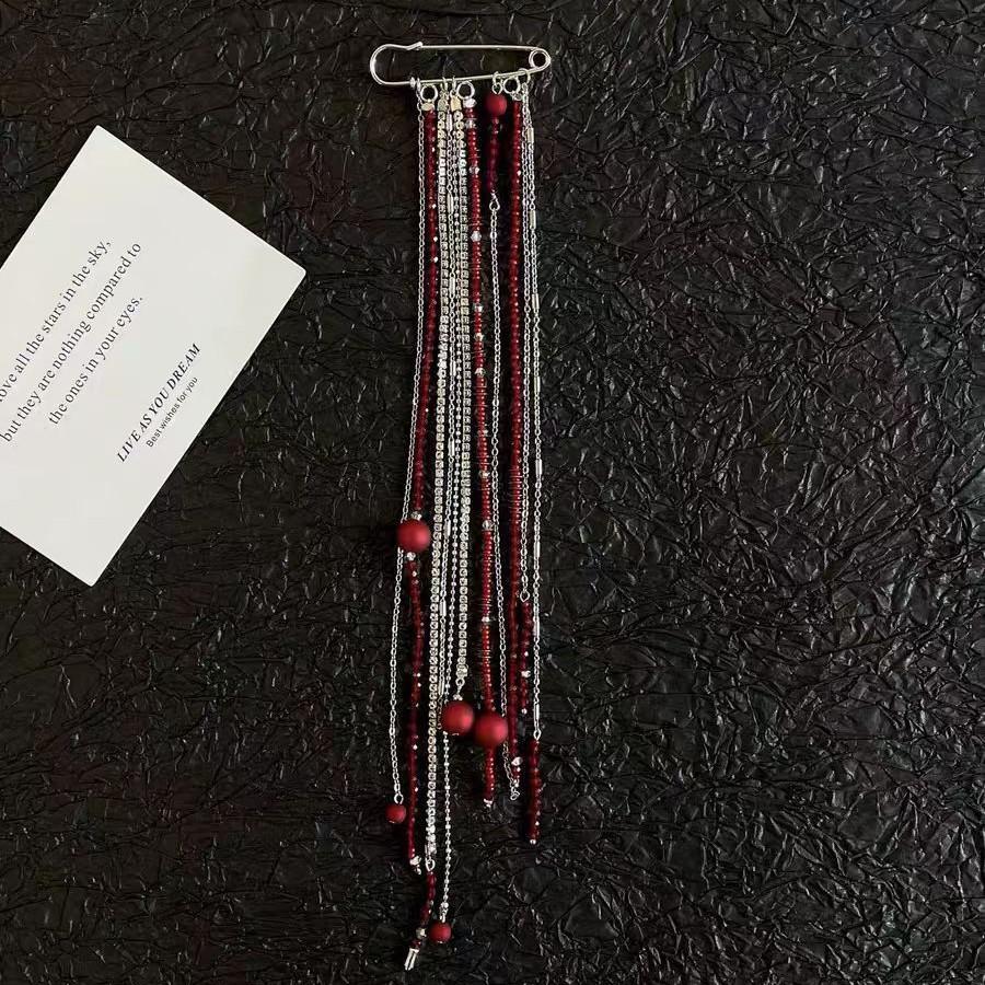 Retro light luxury red rice beads fringed brooch female personality exaggerated wind pin long high-end clothes with accessories