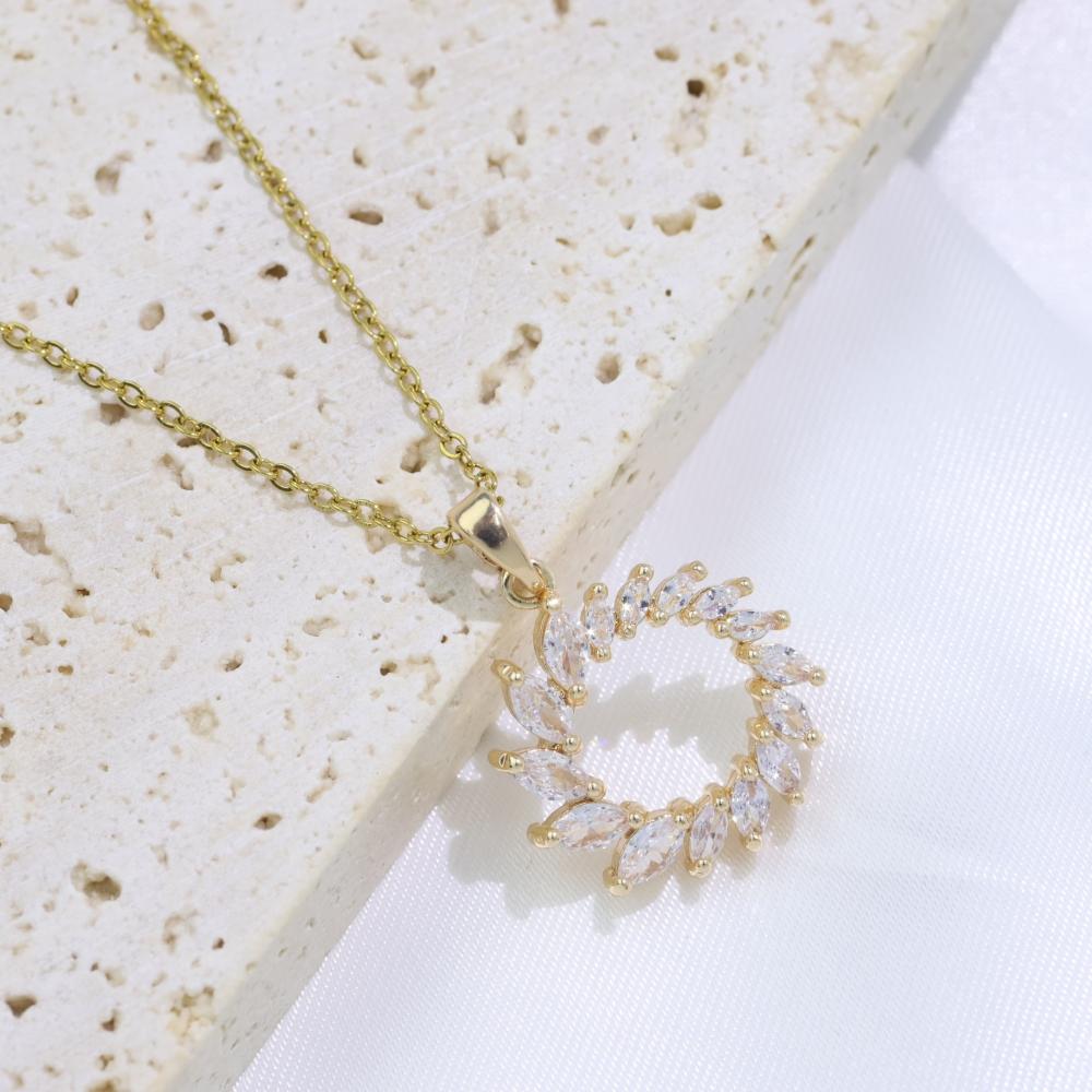 Simple Round Pendant Necklaces for Women Fashion Zirconia Necklace Wedding Party Jewelry Accessories