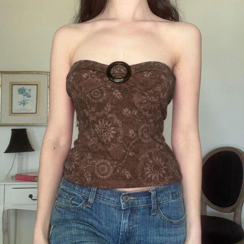 

Европейская и американская женская одежда Средневековый винтаж Серия растений Пряжка Бандо Облегающий Облегающий Без рукавов Внутренний топ Короткий топ Brown L