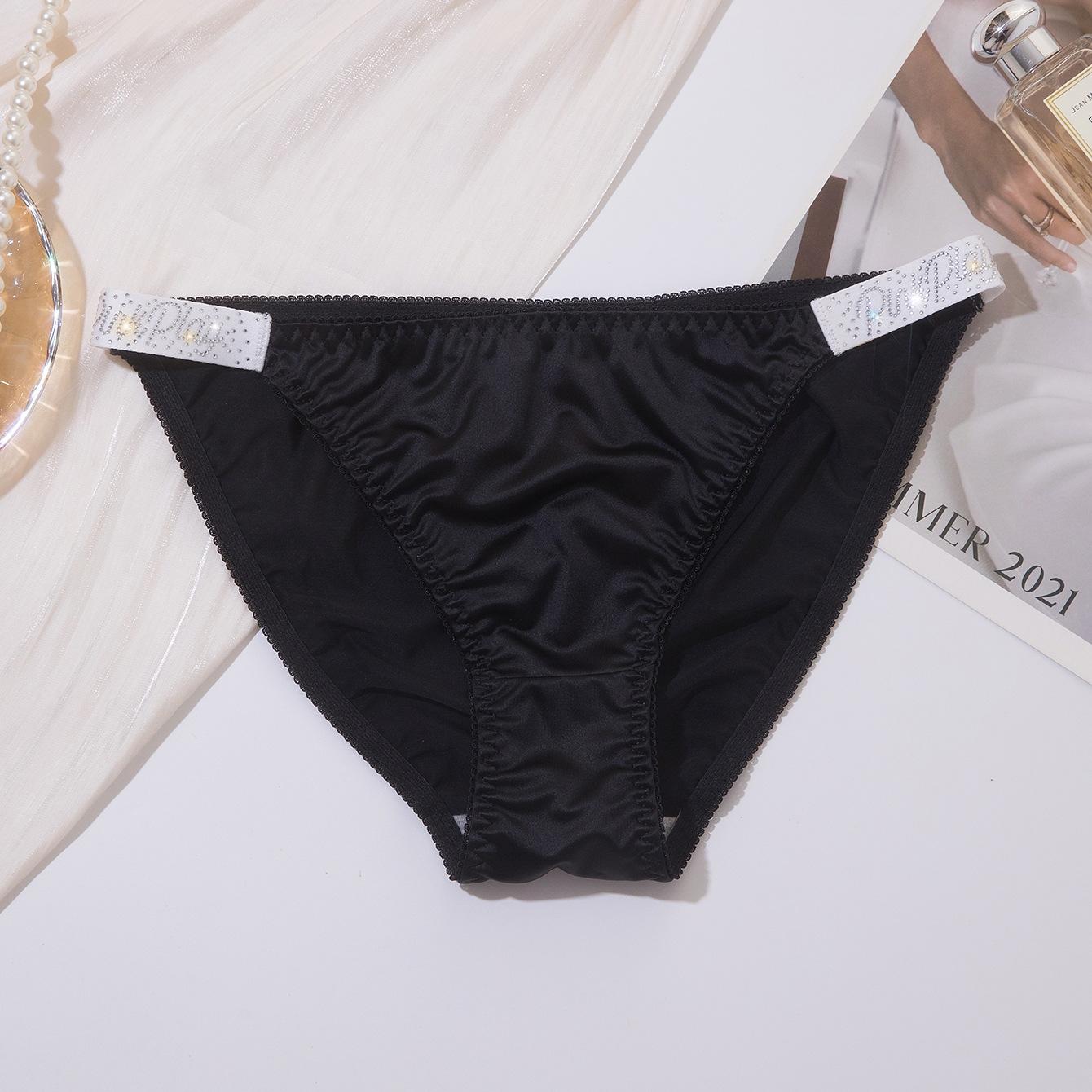 Роскошные трусики-треугольники из шелка с гладкой текстурой и украшением в виде бриллианта, женские трусики M чёрный