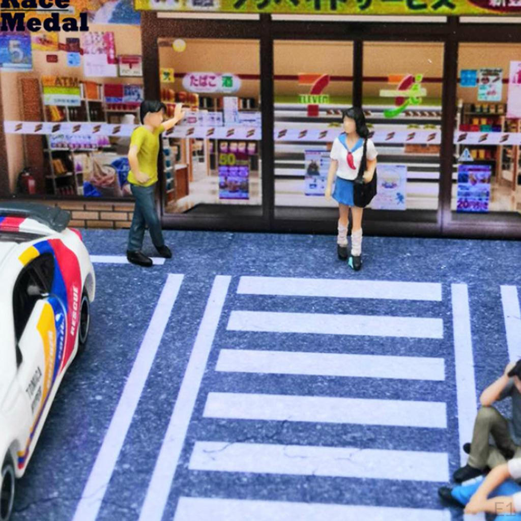 1:64 Street People Men / Women Figures Model of Tables