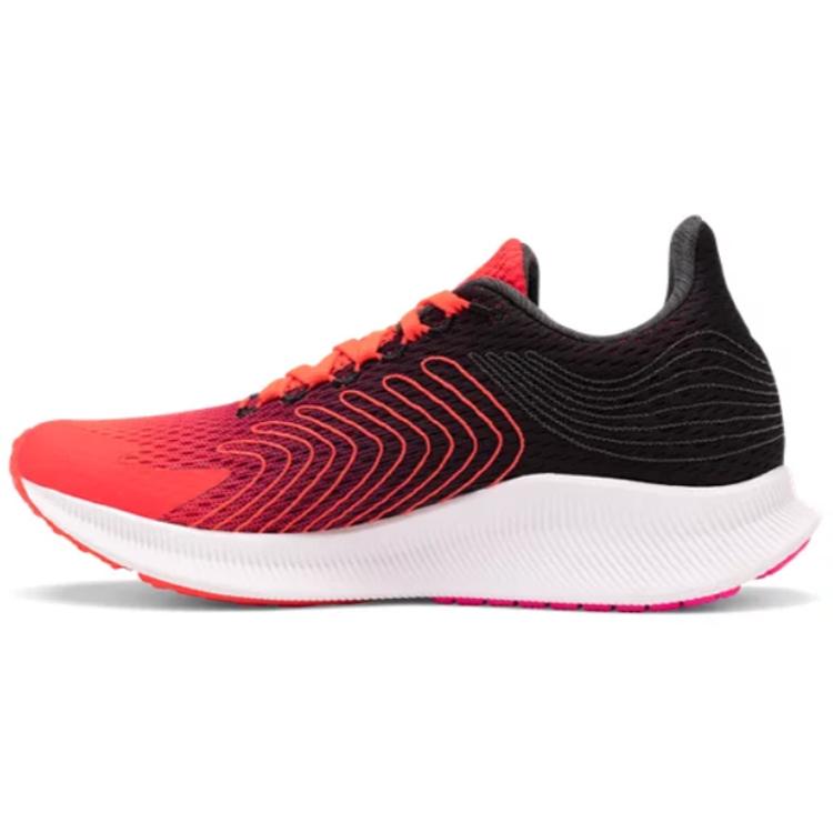 

новые Женские New Balance FuelCell Propel Черный Красный 35