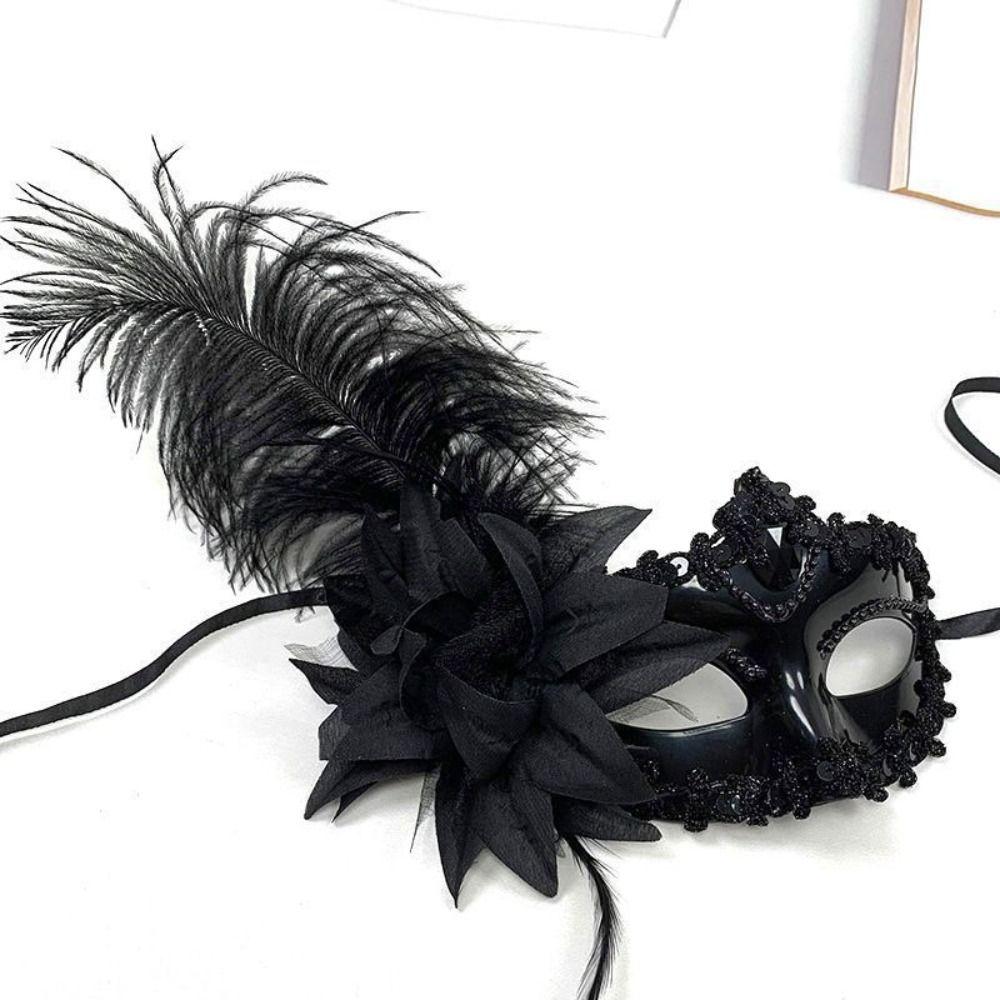 Side Flower Masquerade Mask Feather Rhinestone Decoration Venetian Mask Vintage Style Plastic Party Mask Masquerade Ball