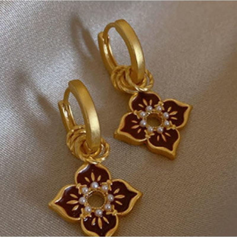 French Court Style Colored Enamel Glaze Double-layer Flower Stud Earrings Retro Pearl Design Earrings Monet Garden Decoration