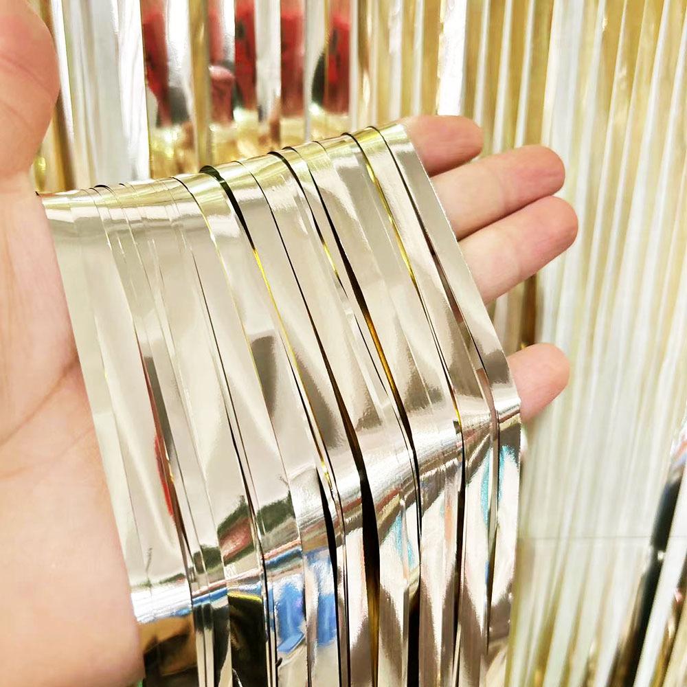 Laser Regnsilke Toppgardin, 1x2m - Bakgrundsdekoration för Födelsedagsfest