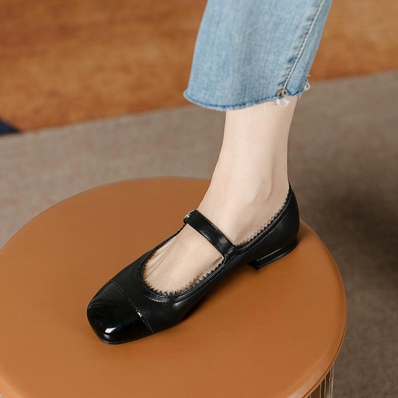 

Single shoe clearance benefits 2025 Mary Jane shoes women s French retro square head one-word buckle white flat-bottomed small leather single shoes 40