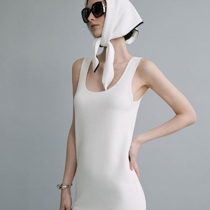 

Mare di mari Trimming Ponit Scarf White Free