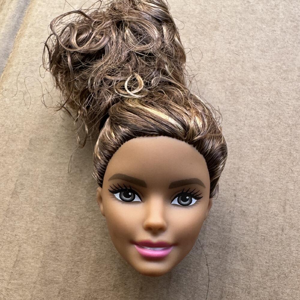 1/6 Doll Heads Rare Face White Beige Brown Skin Tone