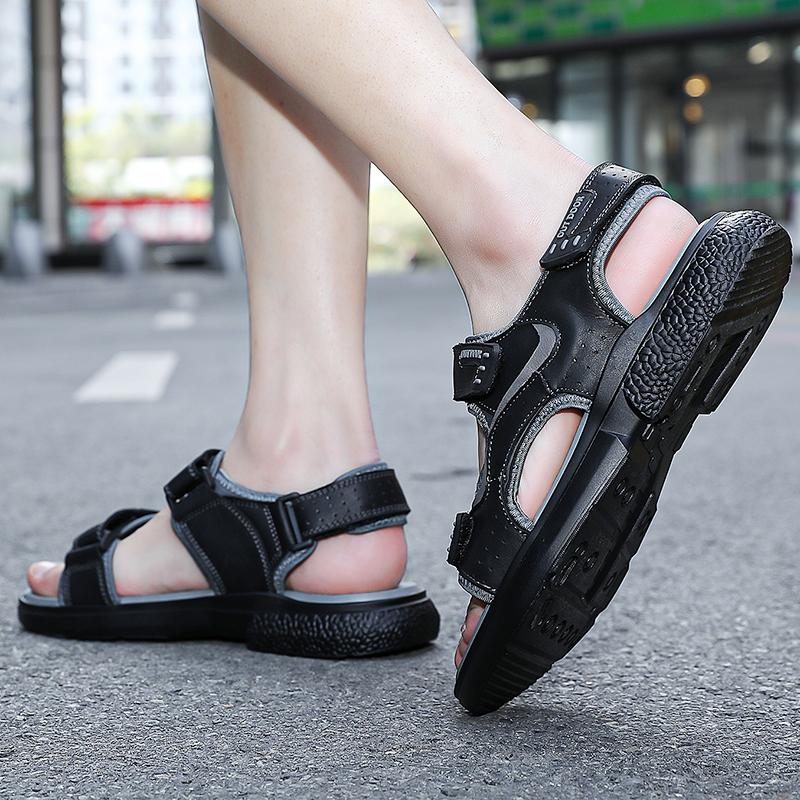 Fashion Summer New Genuine Leather Sandals Luxury Brand Classic Mens Sandals Men Outdoor Casual Lightweight Sandal Fashion Men Sandals