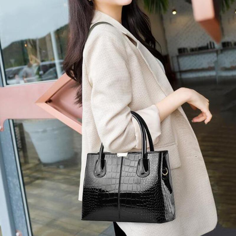Yogodlns Luxury Bright Leather Handbag Female Crossbody Bag Large Capcaity Shoulder Bag Fashion Mommy Bag Totes