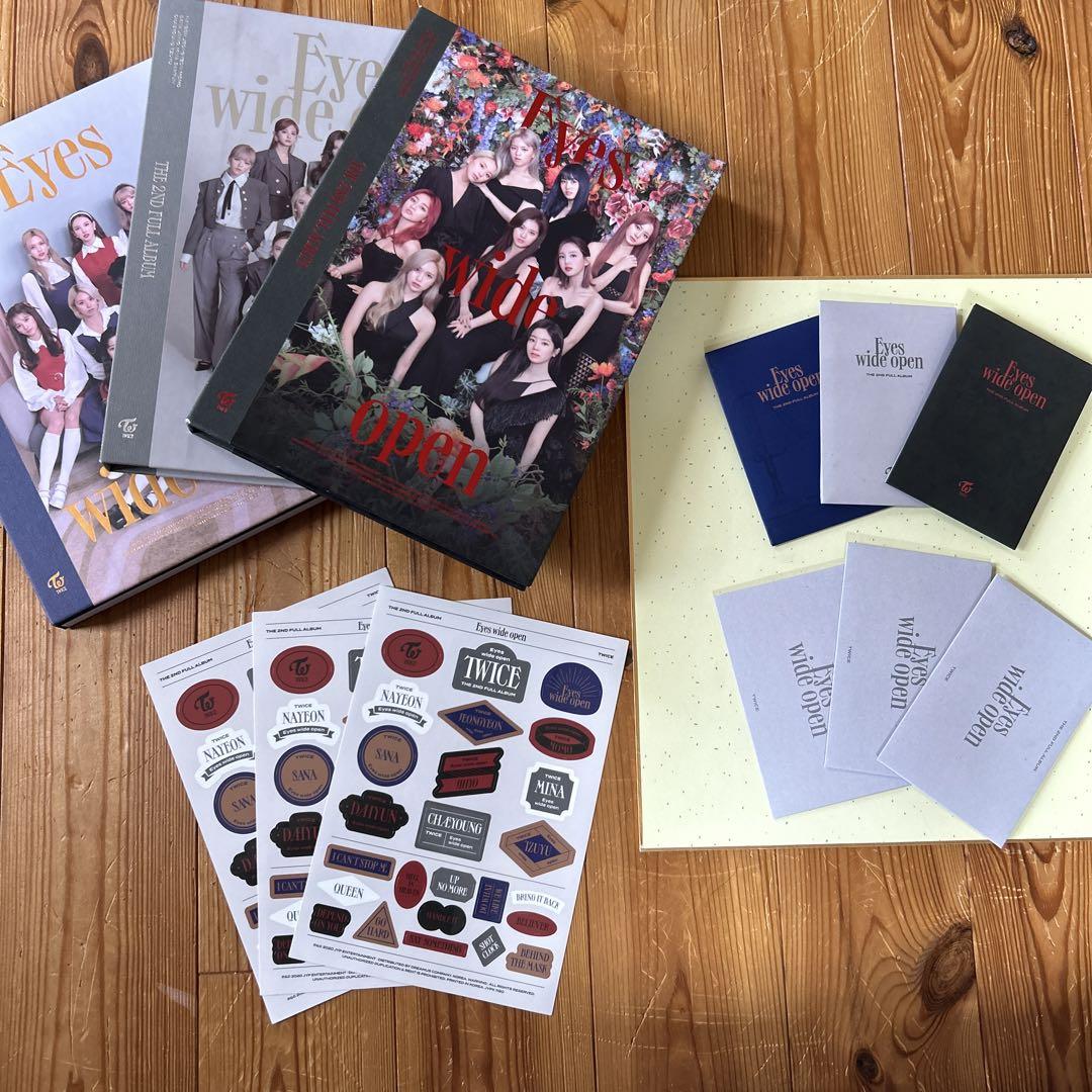 

[USED] TWICE Eyes Wide Open album with accessories