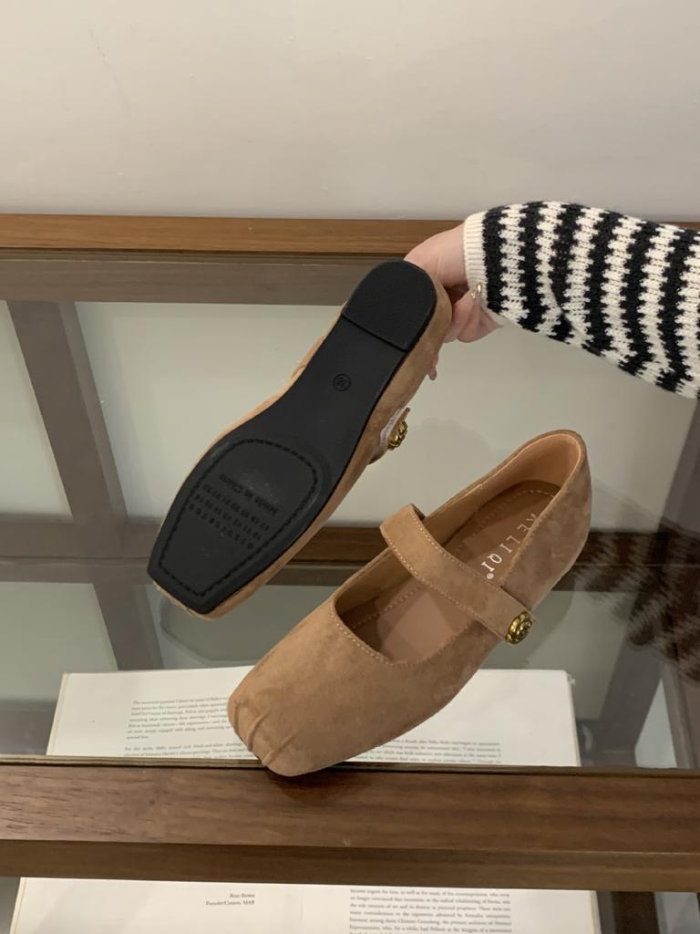 Square head retro ballet shoes 2025 early autumn new flat bottom shallow mouth single shoes female lazy one pedal Mary Jane shoes