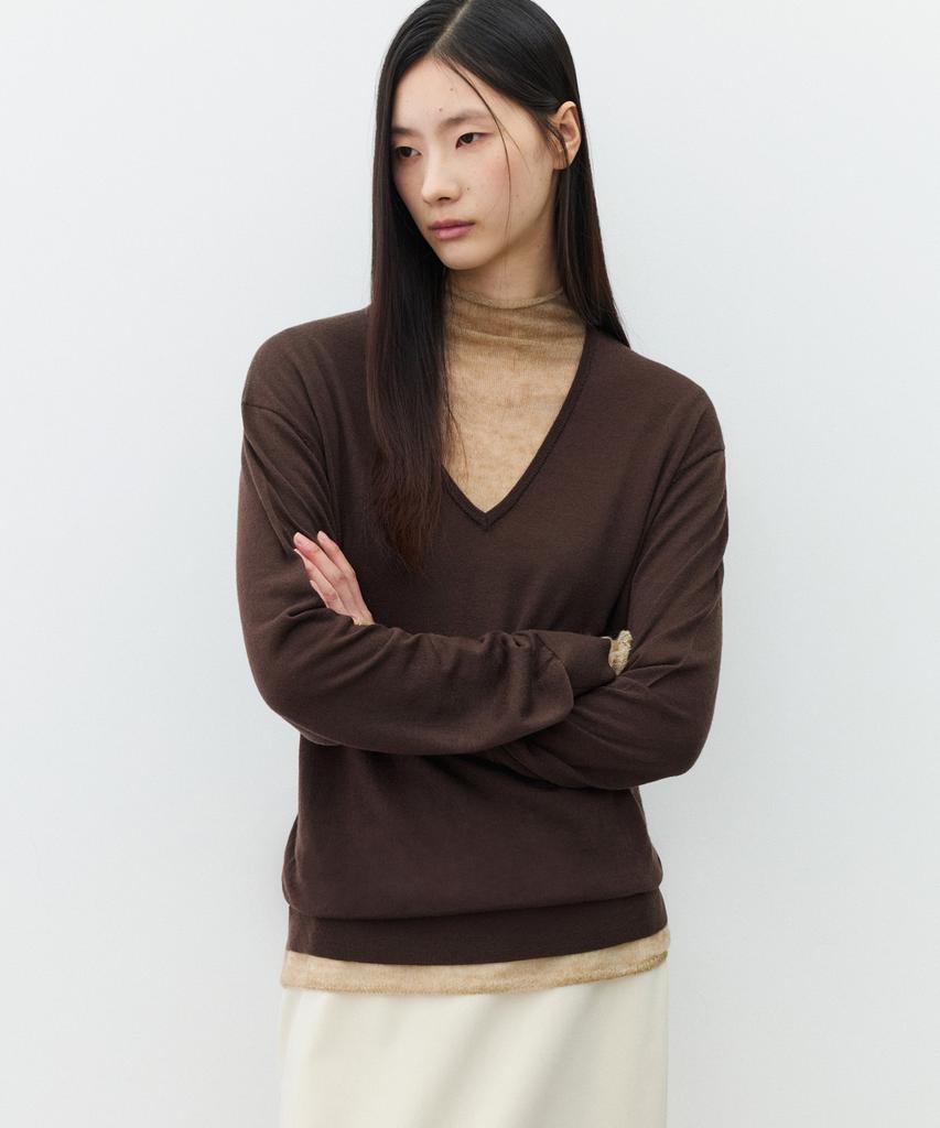 SUARE WOMEN 100% Fine Wool V-Neck Knit Brown