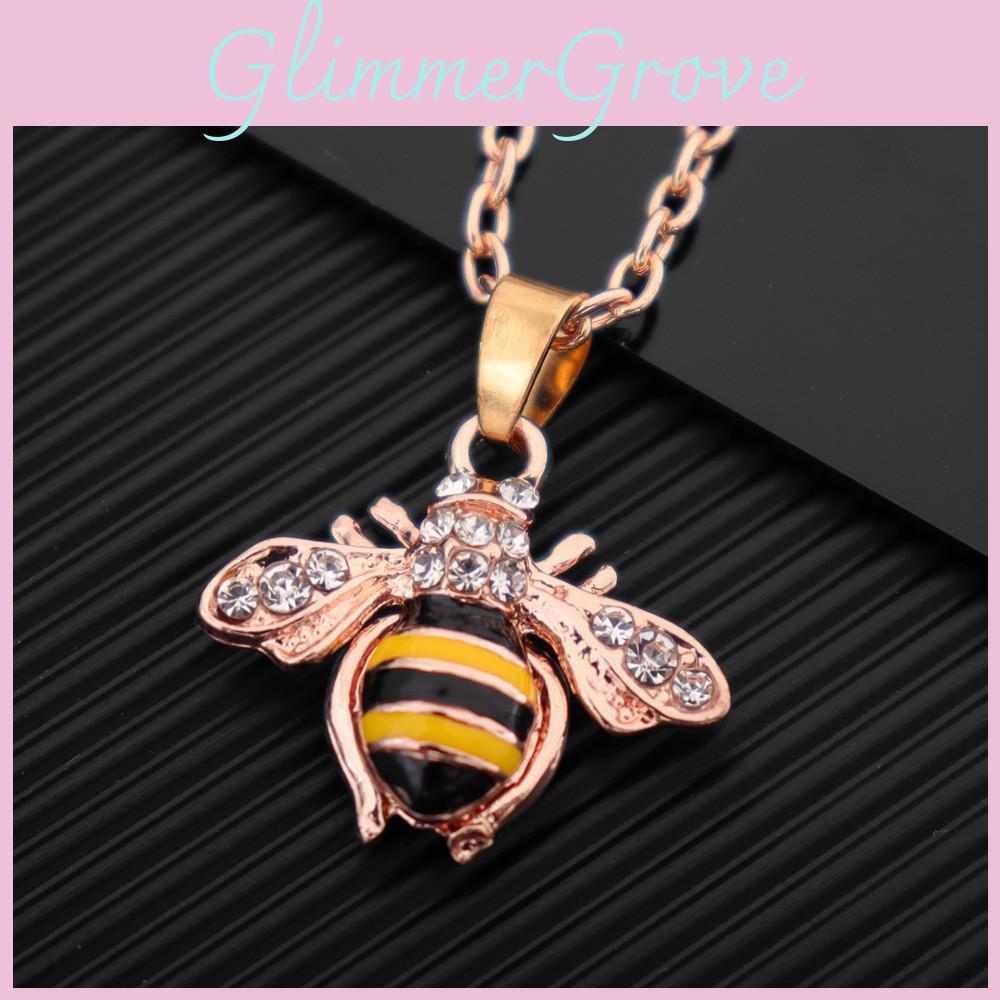 Stunning European And American Style Bee Necklace With Brilliant Rhinestones And Adjustable Chain Length