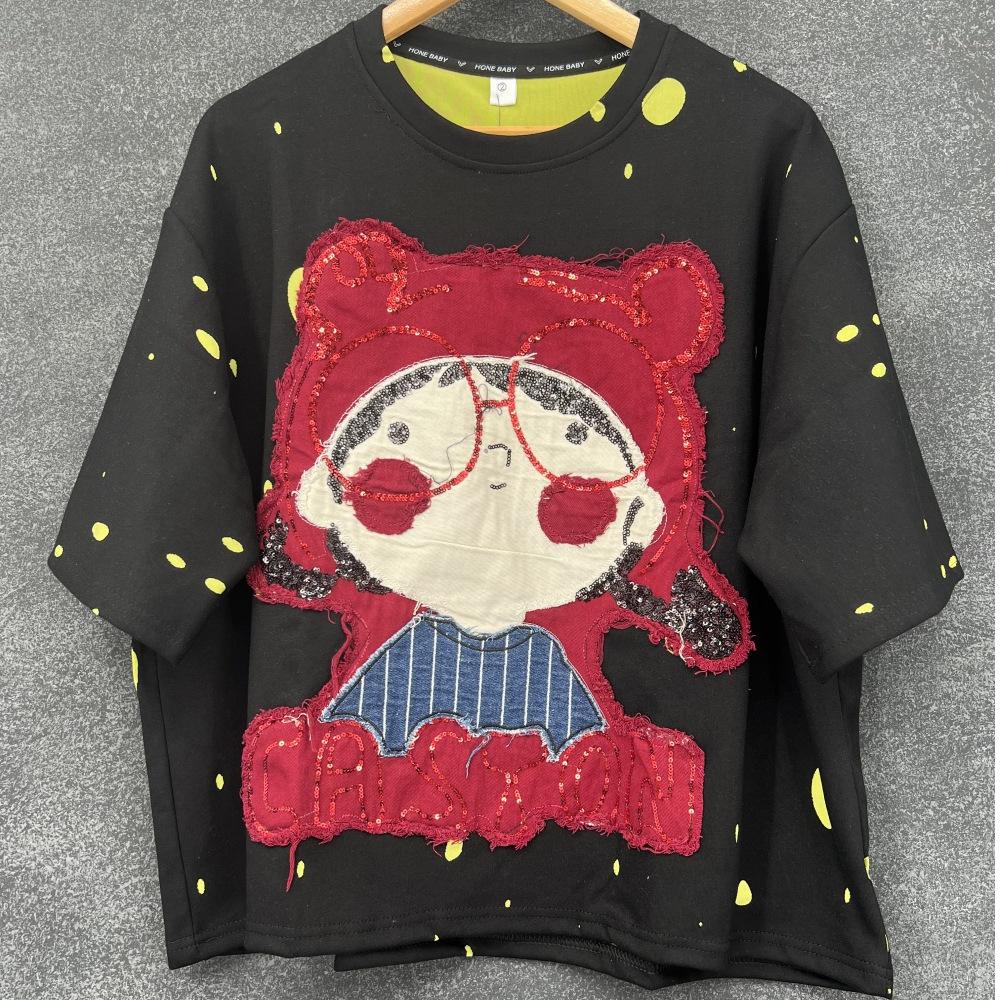 

Женская летняя повседневная футболка оверсайз с мультяшной вышивкой, с коротким рукавом, свободного кроя, с полурукавом и дырками 3XL чёрный