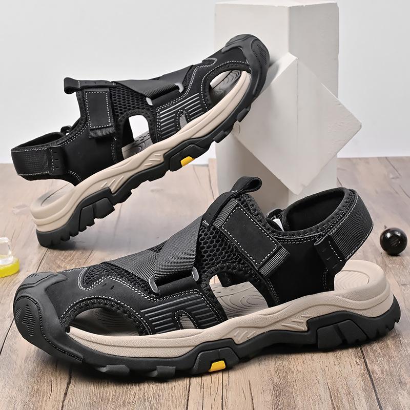 

Сандалии мужские новые летние уличные полые дышащие мягкие подошвы импортные торговые взрывоопасные сетчатые нескользящие пляжные туфли с мешковиной 38 чёрный