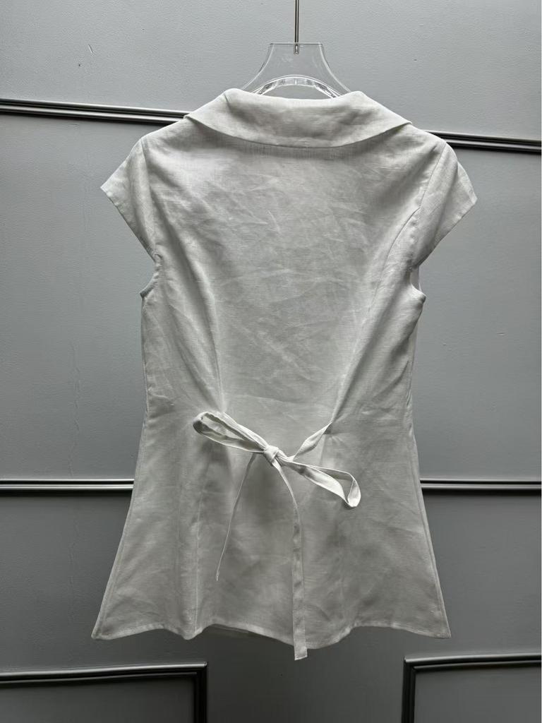 French Minimalist Linen Short-Sleeve Shirt with Elegant Doll Collar