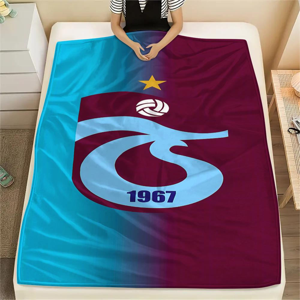 

1PC Trabzonspor Print Flannel Blanket, High quality All Seasons, Home Decor, Warmth and Comfort, Perfect for Christmas Gifts 80cm x 120cm