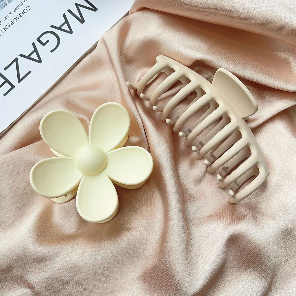 2 Pack 4.3 Inch Large Hair Clips Neutral Color Hair Claw for Women Thin Thick Curly Hair Matte Claw Clips Strong Hold Jaw Clip
