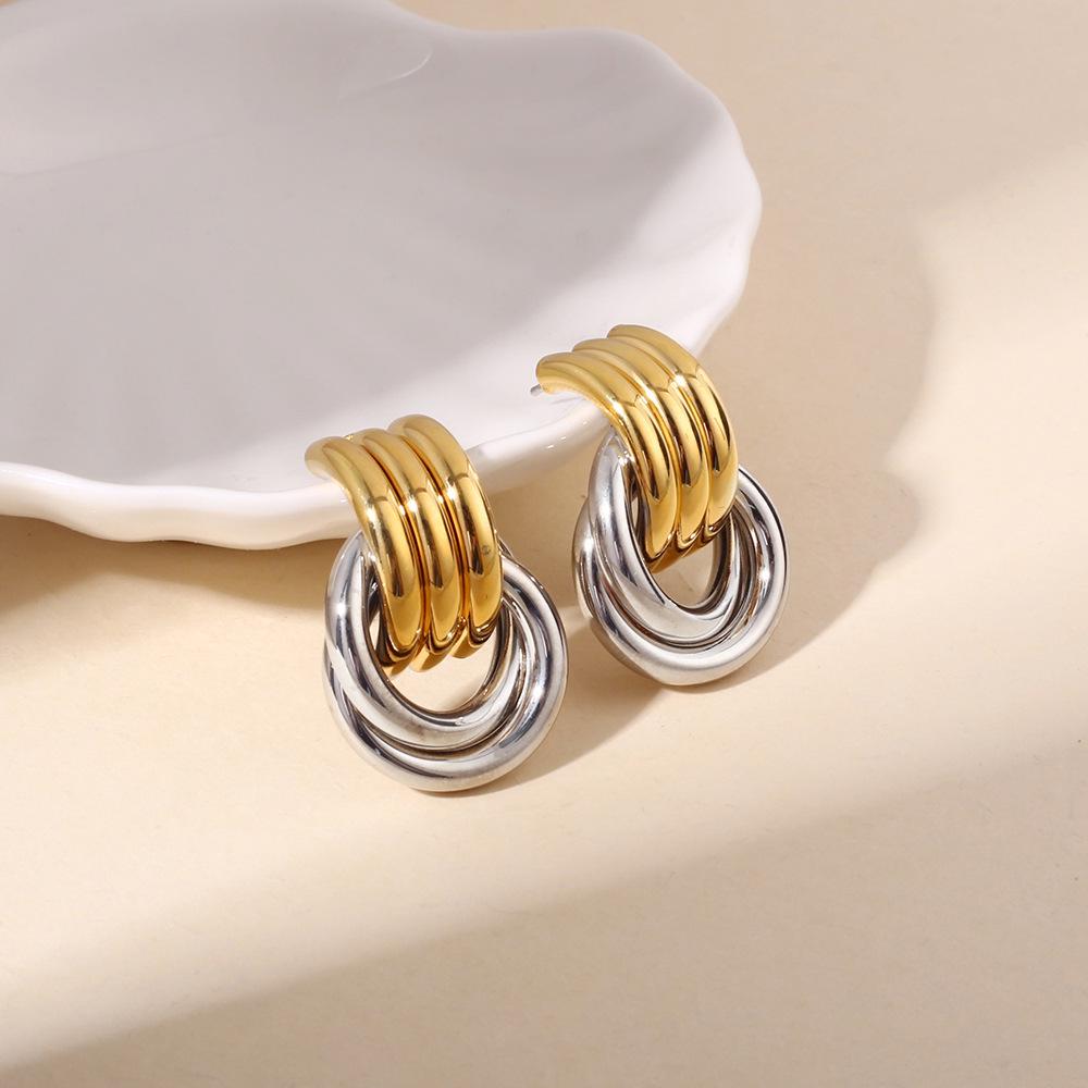 European & American Metal Circle Stud Earrings: Cold Style Tassel Earrings for Women