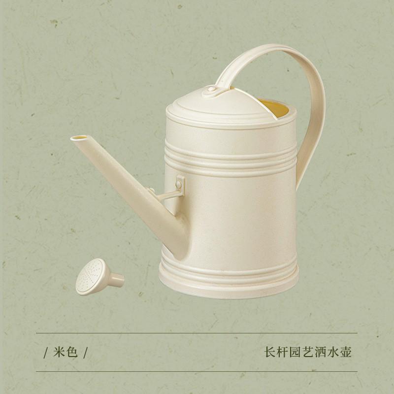 

Пластиковая лейка с длинным носиком One Size бежевый