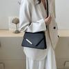 Solid Color New 2025 Autumn and Winter New Retro Simple Fashion Casual Contrasting Color Single Shoulder Oblique Span Small Square Bag