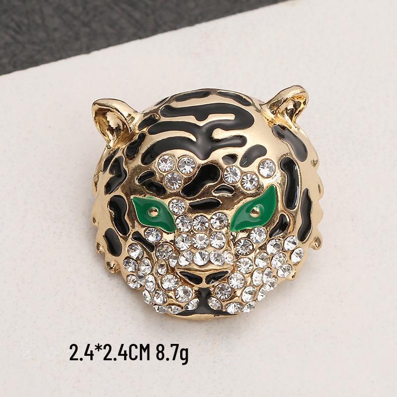 Retro Brošňa Tiger a Leopard - Kreatívny Zliatinový Odznak na Ozdobu Košele