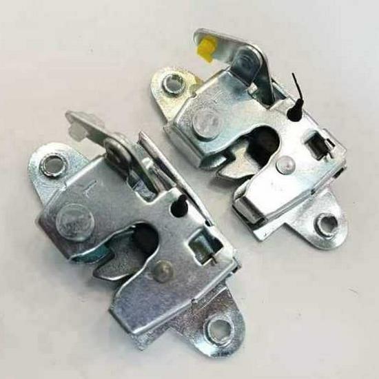 65780-0K010 65790-0K010 Панель замка задней двери Toyota Hilux Toyota