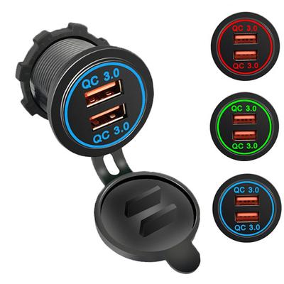 Rýchle nabíjanie Qc 3.0 USB do auta Zásuvka nabíjačky do auta Motocykel Dvojitá USB nabíjačka 12V-24V Auto Moto Zásuvky Napájací zástrčka Zásuvka s LED