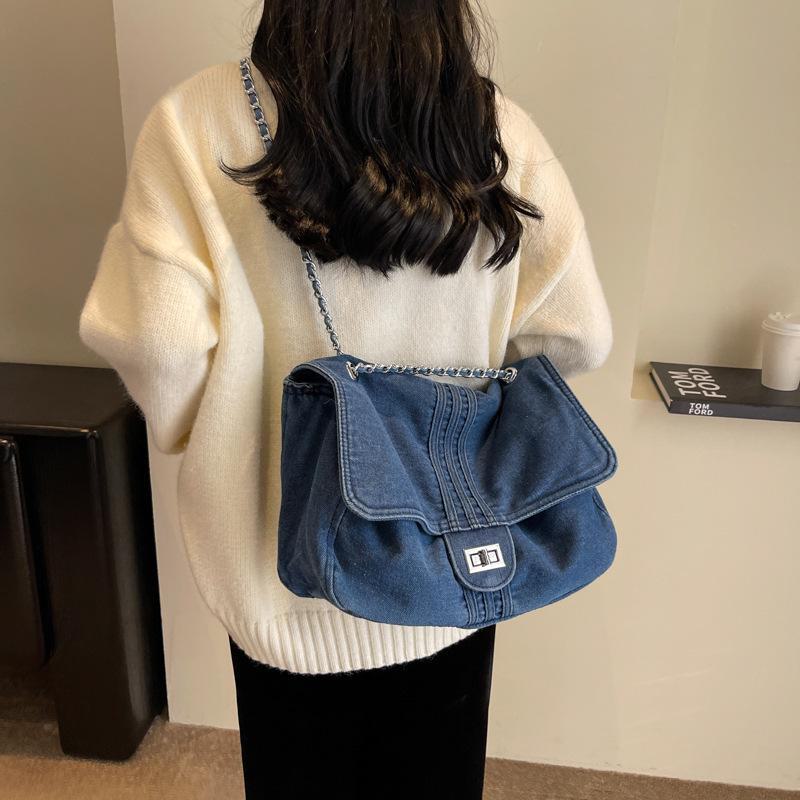 Women's 2024 Fashion Denim Chain Shoulder Tote - High-Capacity Commuter Bag