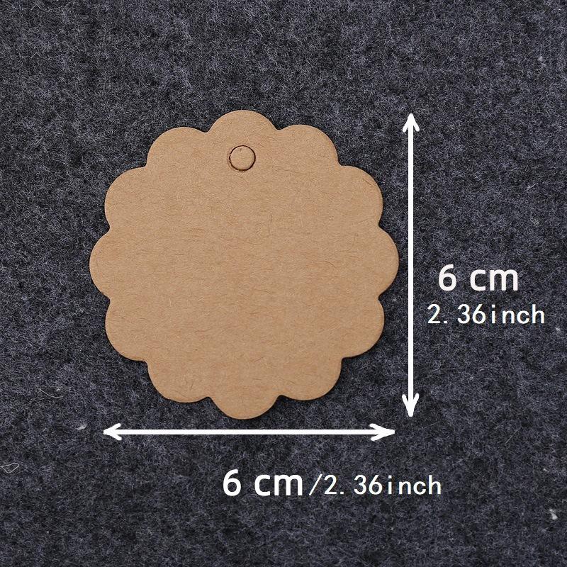 100pcs 6cm Round Lace Edge Kraft Paper Tags Card Labels with Rope Product Price Marks Garment Tag Shoes Bags Decor Accessories bianco