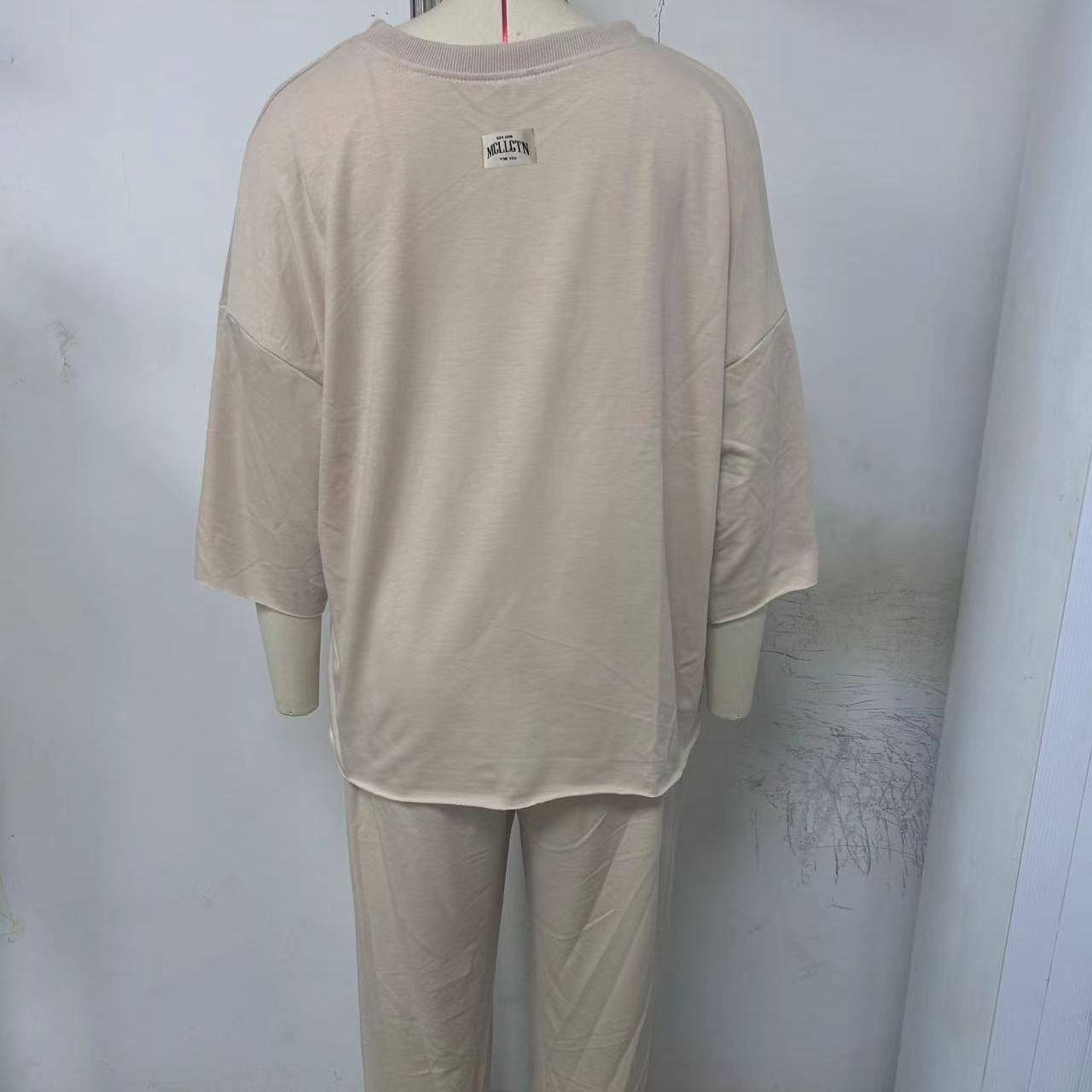 BITCED Женская повседневная толстовка с короткими рукавами и брюками с принтом — фото 5