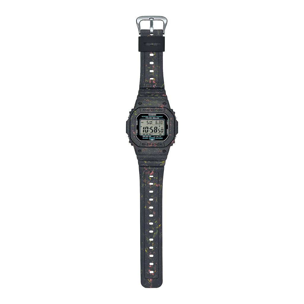 Casio G-SHOCK Men's Resin 200M Water Resistant Shock Resistant Alarm Quartz Watch G-5600BG-1
