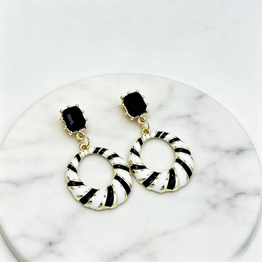 2025 Trendy Black & White Striped Earrings - High-End, Light Luxury Style for Autumn & Summer