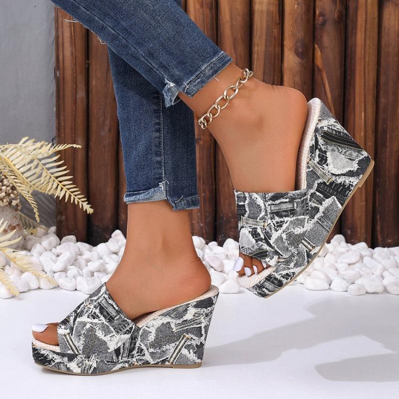 Women Wedges Slippers 2026 Summer Designer Shoes for Women High Quality Platform Sandals Fashion Casual Slippers Slides Women