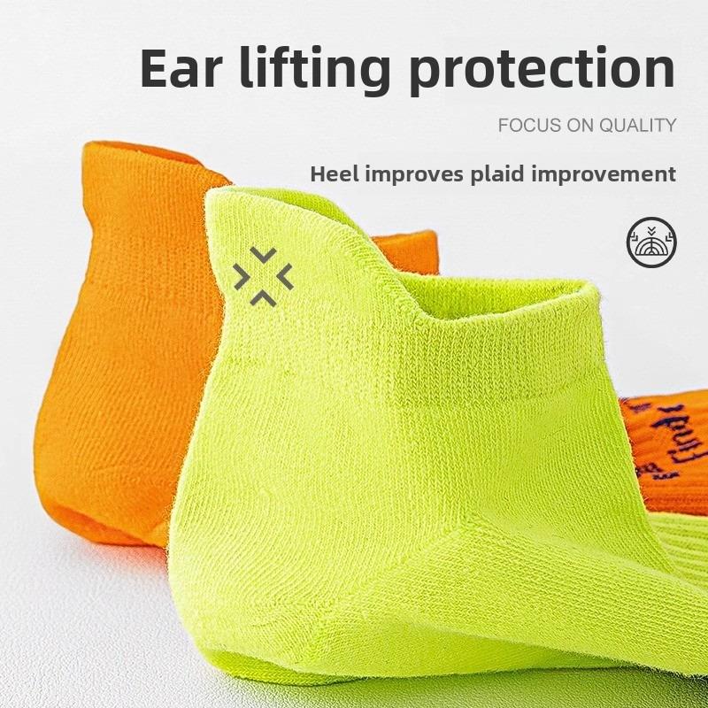 5 Pairs of Men's Spring and Autumn Pure Cotton Deodorant Sports Wicking Short Boat Socks