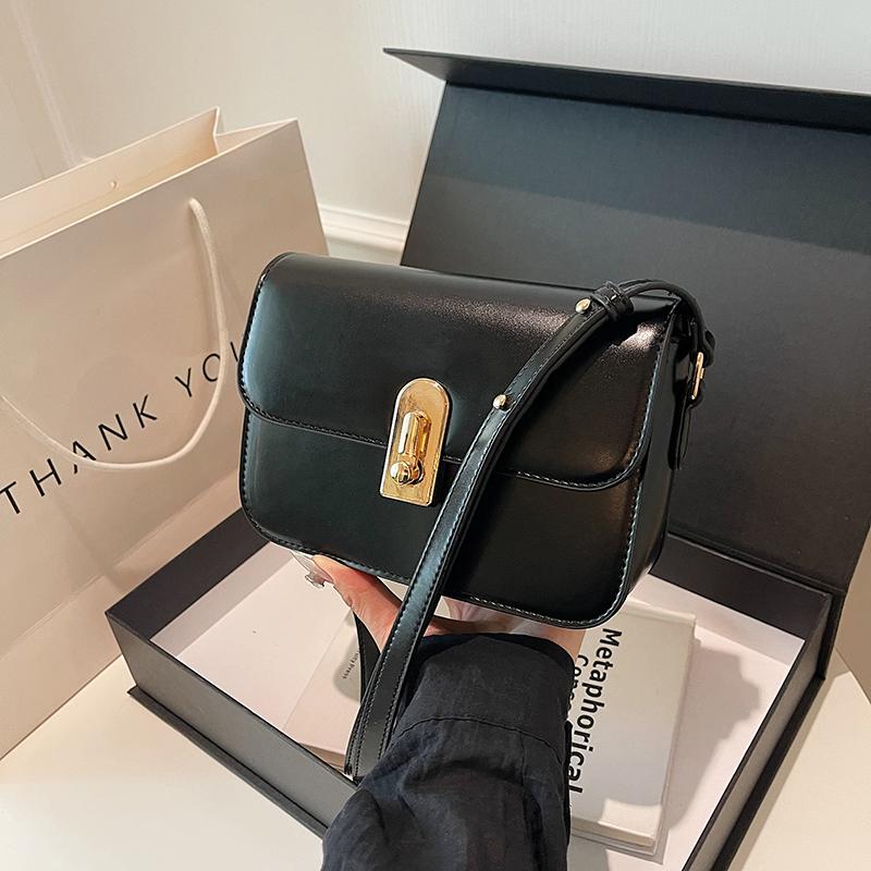 

Модные красные женские маленькие квадратные сумки винтажные текстурированные сумки через плечо однотонные женские сумки из искусственной кожи