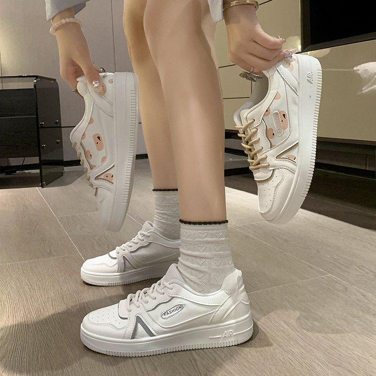 2025 spring, summer, autumn and winter foreign trade new women's shoes women's board shoes student shoes little white shoes low-top round head lace-up