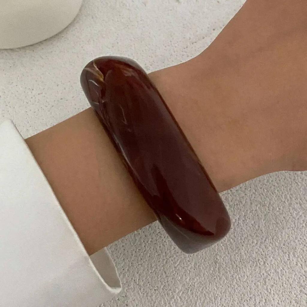 Ingemark 4 Styles Hip Hop Irregular Resin Plastic Bangles for Women Punk Irregular Metal Spring Bracelets Grunge Jewelry Gift