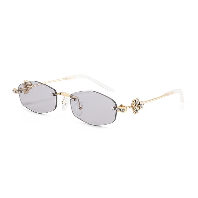 Jennie's Rimless Silver Polygonal Diamond-Studded Sunglasses - Pure Desire & Luxurious Lightness