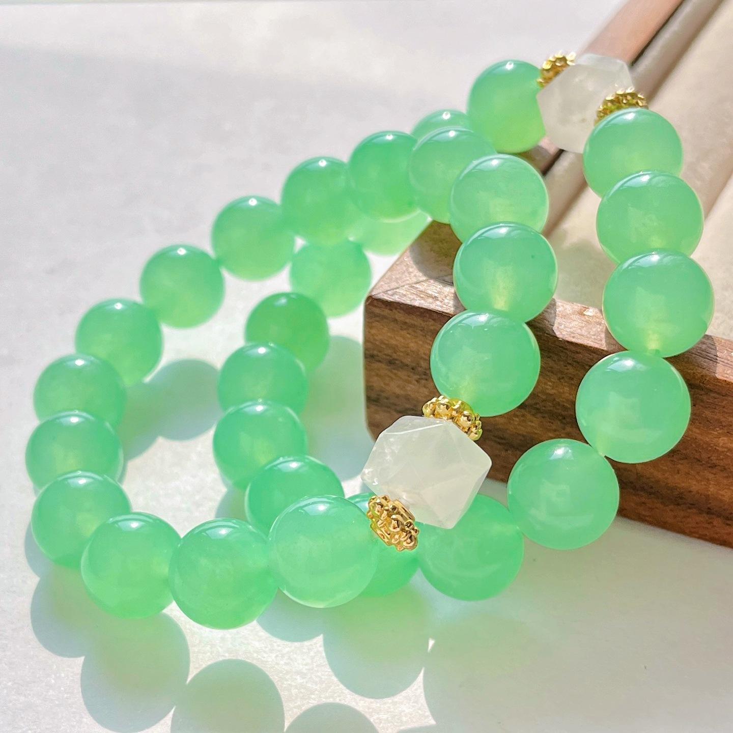 Large Particle 12Mm Jadeite Green Quartz Rock Natural White Crystal Design Bracelet Bracelet