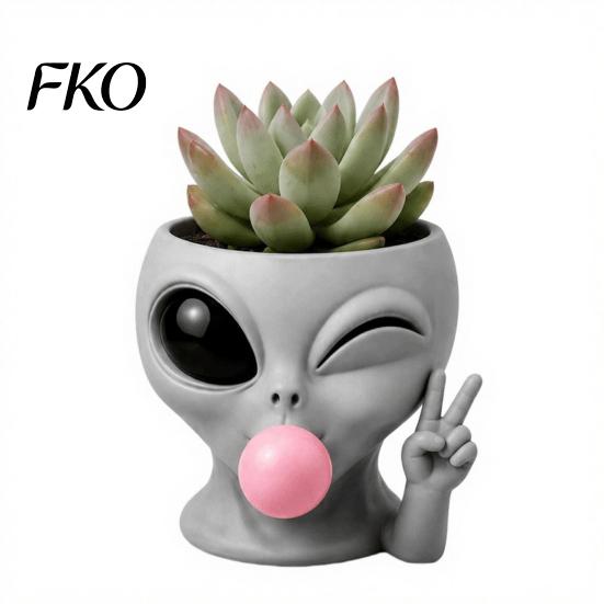 Office Desk Planter Funny Alien Face Planter, 3D Printed Novelty Plant Pot, Cute Gray Cactus Pot Head for Succulents Cacti Home Table Shelf