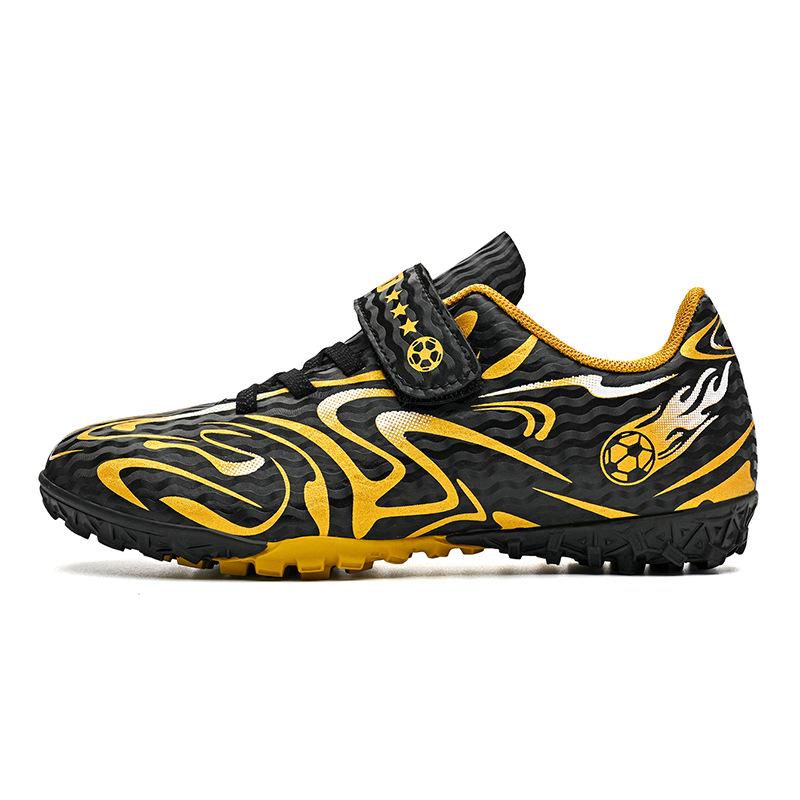 Boys and Girls Breathable Comfortable Sports Leisure Broken Nail Football Shoes Grass Students Children Non-slip