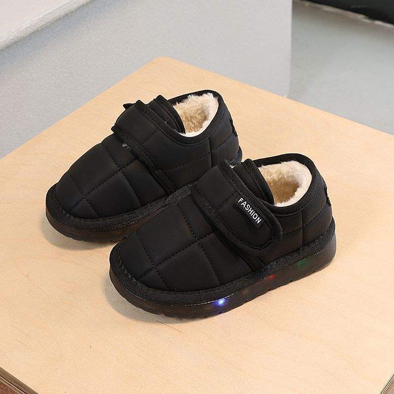 

Светящиеся детские хлопковые туфли 2025 зима мальчиковые детские туфли девочки бархатные термо хлопковые ботинки детские короткие зимние ботинки 30 yards, inner length 18.5cm чёрный