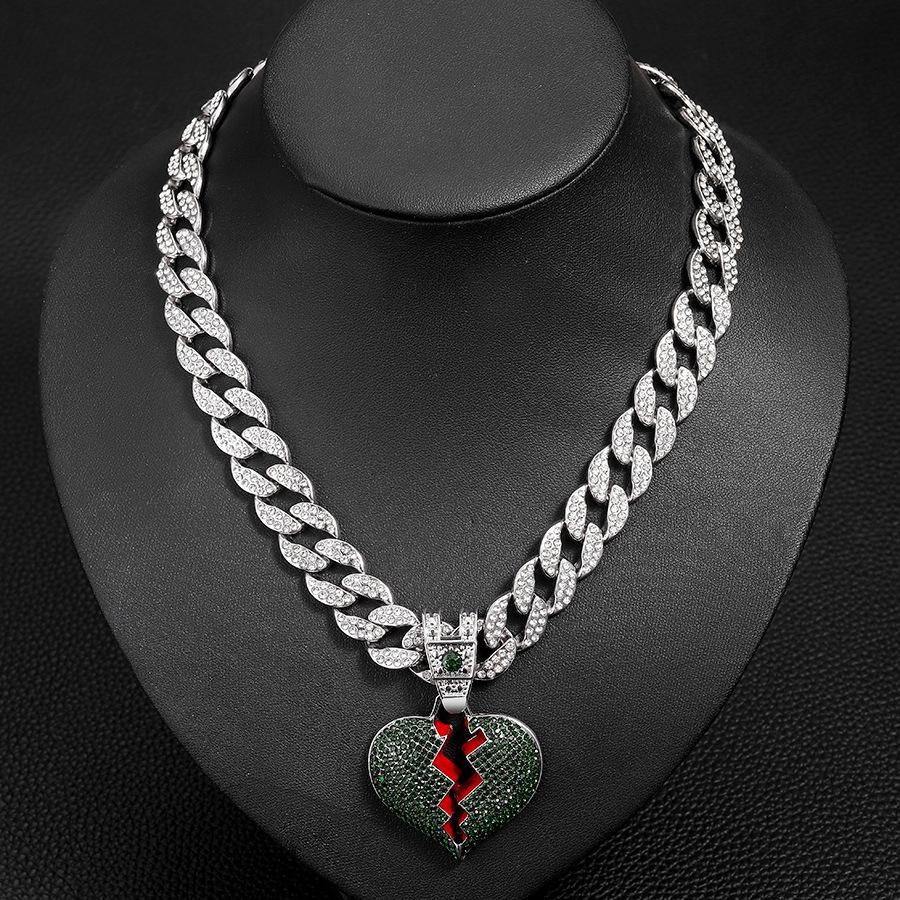 Street Hip-hop Style, Broken Personality, Cracked Heart Pendant, Hanging Chain, HIPHOP15mm Watch Buckle, Cuban Necklace
