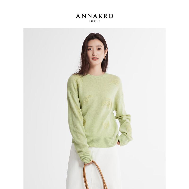 JUZUI ANNACCO Women s Embroidered Round Neck Knit Sweater S