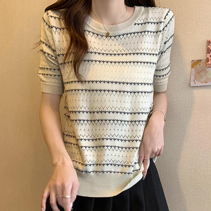 Women Sweaters Pullovers 2025 Summer Short Sleeve O-Neck Striped Black Knitted Sweater Women Tops Pullover JJ266