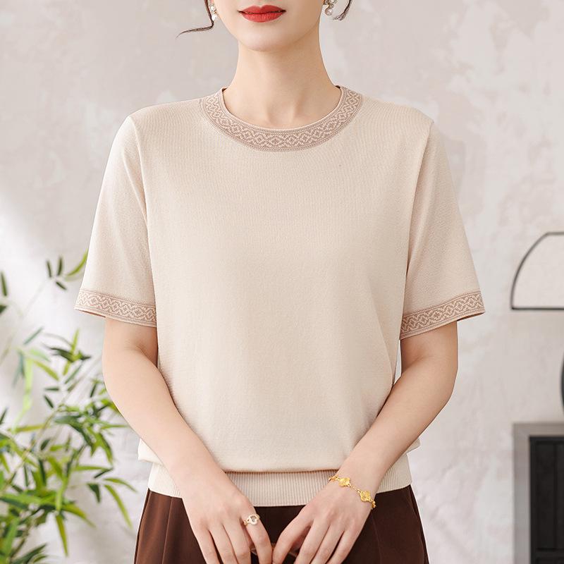 

Mom s Luxurious Summer Ice Silk Knit Top - Lazy Style Short-Sleeved Blouse for Middle-Aged Women L (recommended 80-100 kg) бежевий/абрикосовий