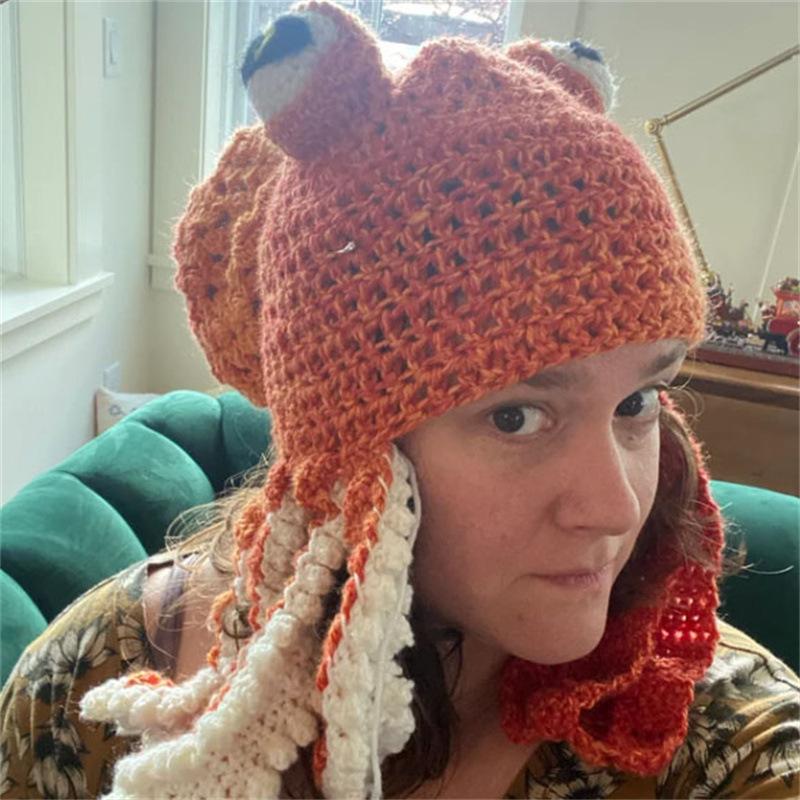 Новая вязаная крючком клоунская шляпа ручной работы — фото 3