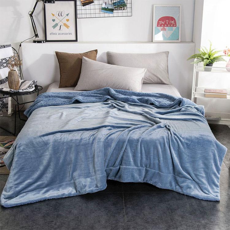 Fleece Bed Blanket Oversize Super Soft Warm Thick Plush Wearable Throw Weight Cozy Outdoor Throw Sherpa Blankets